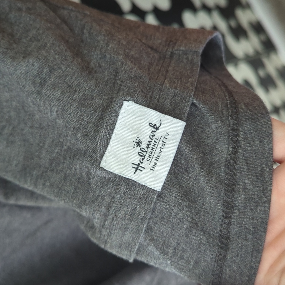 Hallmark Channel Shirt 🎄 - Picture 5 of 7